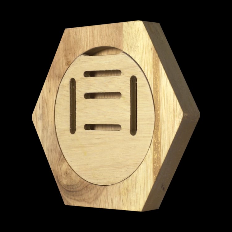 The Holder, angled — 1.75cm frame with the plate seated in it